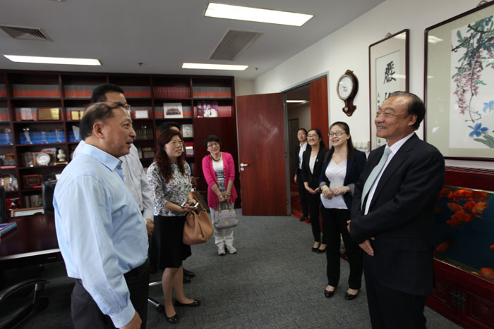 上海黃浦區(qū)司法局客人來我所參觀交流