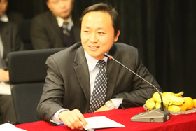 律師